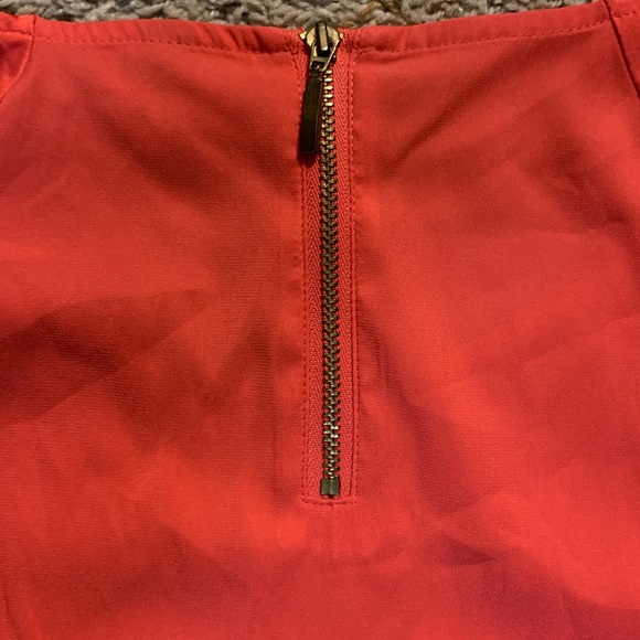 Express coral colored shirt - Picture 3 of 5